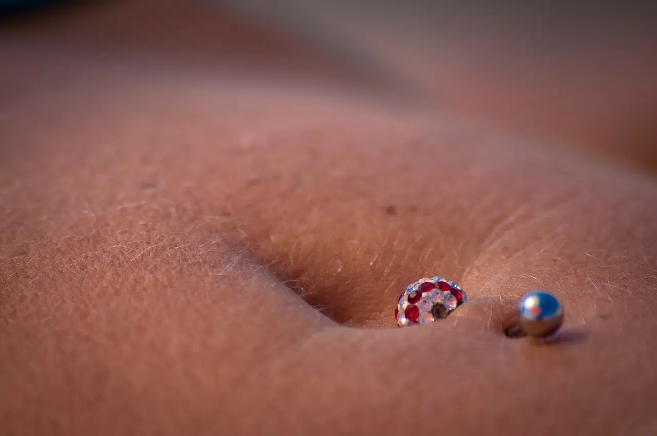Ana Rubia Bortolotti - imagem do artigo Personal Piercer: guia para cuidados e cicatrização