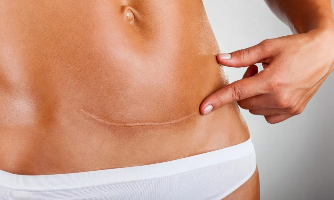 Procedimento estético facial com tecnologia avançada